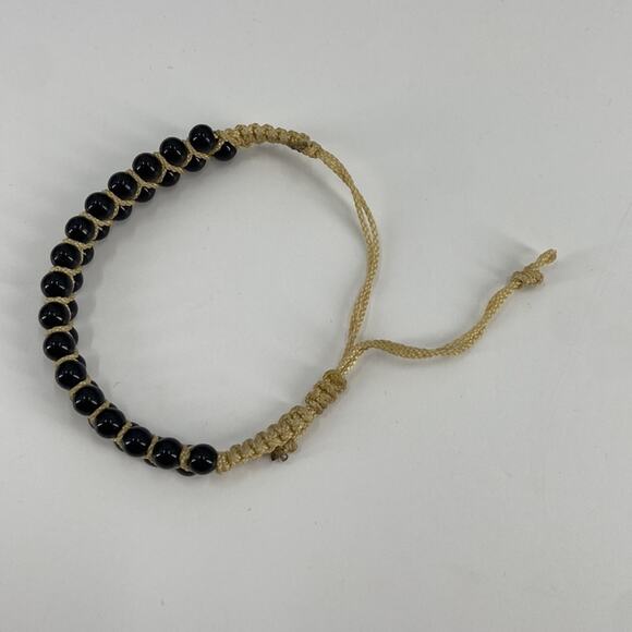 Black stone drawstring bracelet - Picture 2 of 3